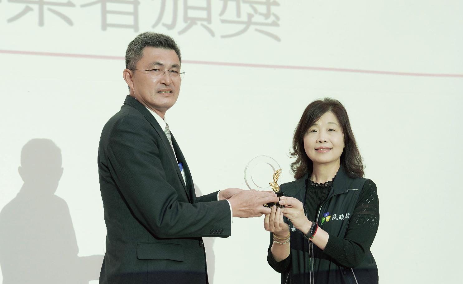 提升殯葬服務品質 首創太平間設哺乳室獲優等獎_內文-05.jpg